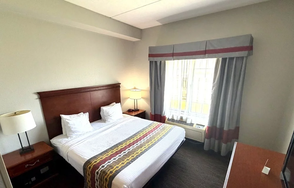 Superior Double Queen Handicap Roll-in Shower Room at The Grand Select